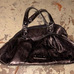 black/grayish xoxo bag
